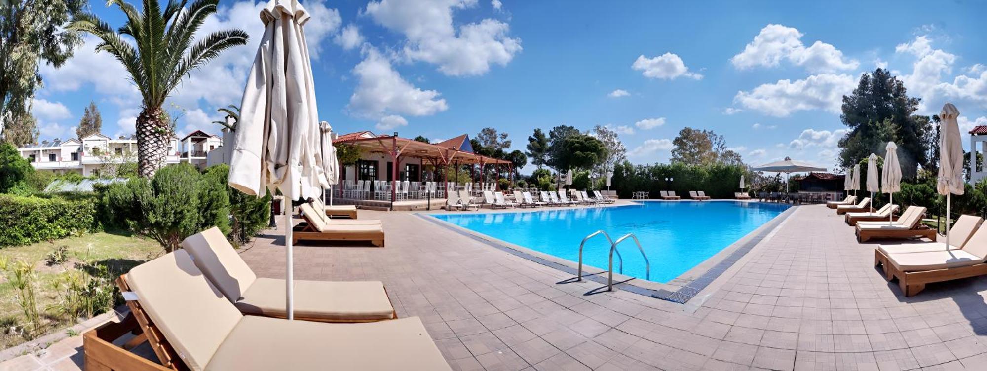 Pasiphae Hotel Skala Kallonis Exterior photo